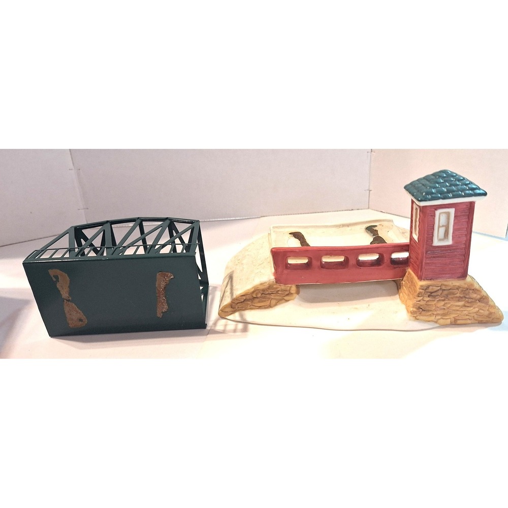 Its a Wonderful Life Bedford Falls Bridge Village Porcelain 1996 DHC 051 05 0170 - Picture 4 of 6